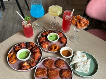 뭄바이 안데리 웨스트에서 만난 미식 오아시스, “왓츠 유어 바하나” 맛집 항해기