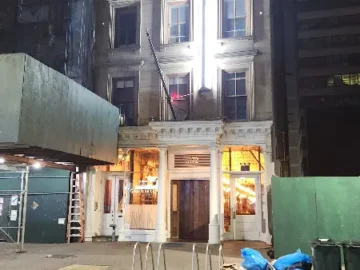 브루클린 숨은 보석, 선큰 하버 클럽에서 만나는 환상적인 뉴욕 맛집 항해