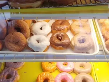 달콤한 유혹, 휴스턴 도넛 팰리스에서 맛보는 행복한 달콤함