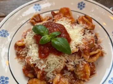 베를린 숨은 보석, 카사 노스트라에서 맛보는 풀리아의 정통 맛집 향수