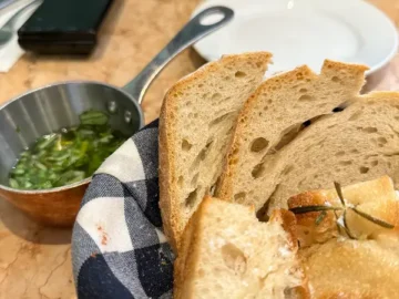 노팅힐 숨은 보석, 런던 미식 여행의 정점 찍는 포토벨로 맛집