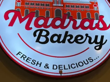 브릭필즈 미식 여행의 정점, Madras Bakery에서 맛보는 첸나이의 향수