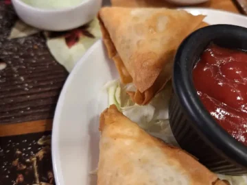 보스포루스 해협의 향긋한 향신료, 이스탄불 비르야니 팰리스에서 만나는 인도 지역 맛집