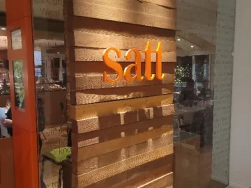 레이캬비크 미식 여행의 정점, Satt Restaurant에서 맛보는 아이슬란드 지역 맛집