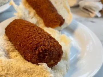 암스테르담 로컬의 맛, 반 브루겔에서 즐기는 크로켓 맛집 여행