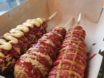 베를린 노이쾰른, 도그몽에서 만나는 향수 자극 한국 핫도그 맛집 기행