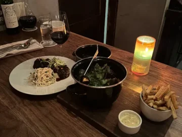 밴쿠버 차이나타운 맛집, Le Crocodile의 숨겨진 미식 이야기