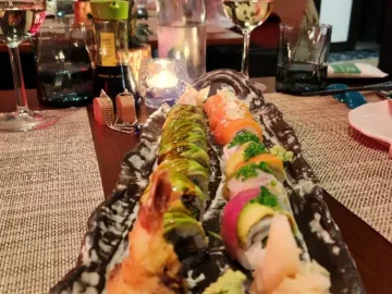 이스탄불 미식 여행의 정점, 탁심 ‘Divan’ 호텔의 숨겨진 스시 맛집